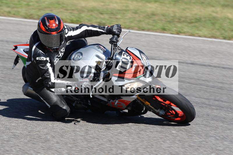 /Archiv-2025/48 25.08.2025 Cornu Master School ADR/rot-rouge/103